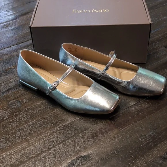 NWT - Franco Sarto Tinsley Metallic Silver Ballet Flats - Picture 5 of 11